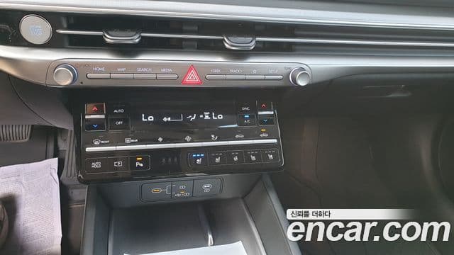 Hyundai Grandeur Hybrid 2023 — Şəkil 13/20