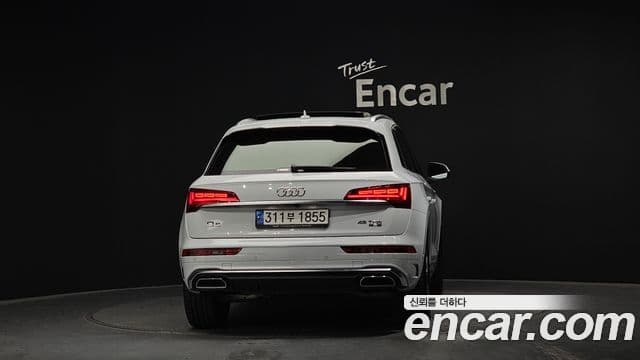 Audi Q5 2023 — ფოტო 16/20