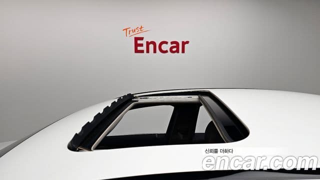 Mercedes-Benz E-Class 2019 — Şəkil 19/20