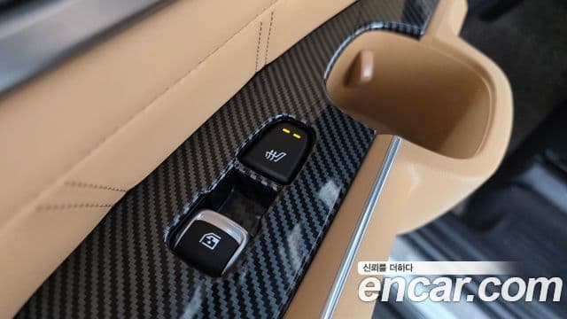 Kia Sorento 2021 — ფოტო 19/20