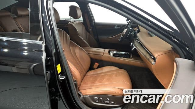 Genesis Electrified G80 2022 — Şəkil 11/20