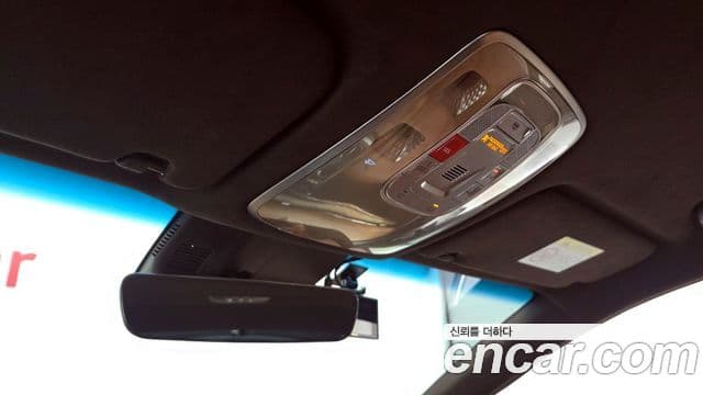 Genesis Electrified G80 2022 — Şəkil 18/20