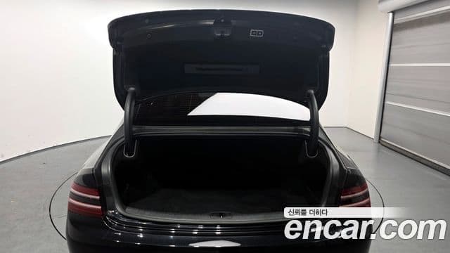 Genesis Electrified G80 2022 — Şəkil 20/20