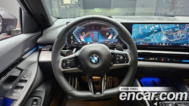 BMW 5 Series 2024 — фото 14 из 20
