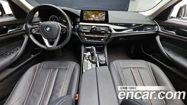 BMW 5 Series 2019 — Şəkil 7/20