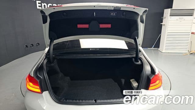 BMW 5 Series 2019 — Şəkil 20/20