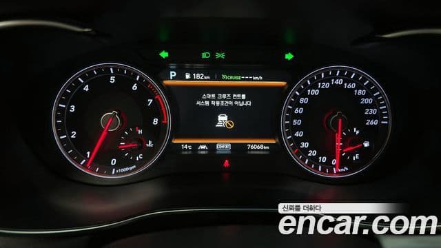 Genesis G70 2019 — ფოტო 8/20