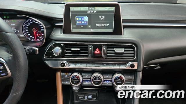 Genesis G70 2019 — ფოტო 14/20