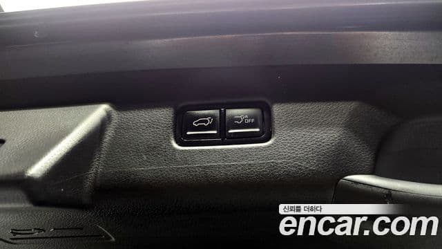 Kia Carnival 2025 — Фото 20/20