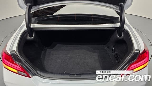 Genesis G70 2018 — Şəkil 19/20