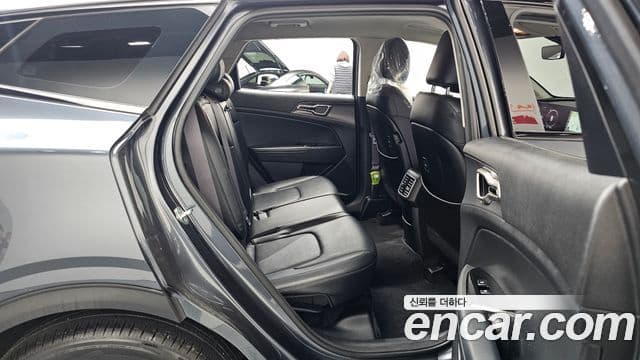 Kia Sportage 2021 — фото 12 из 20