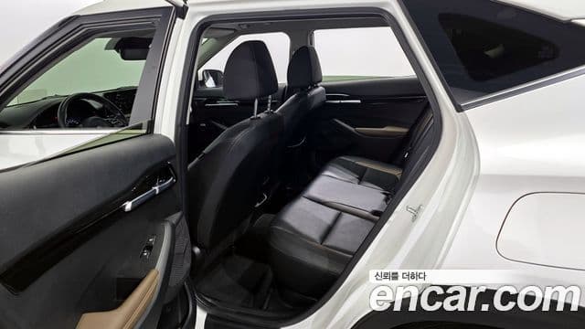 Kia Seltos 2021 — Şəkil 11/20