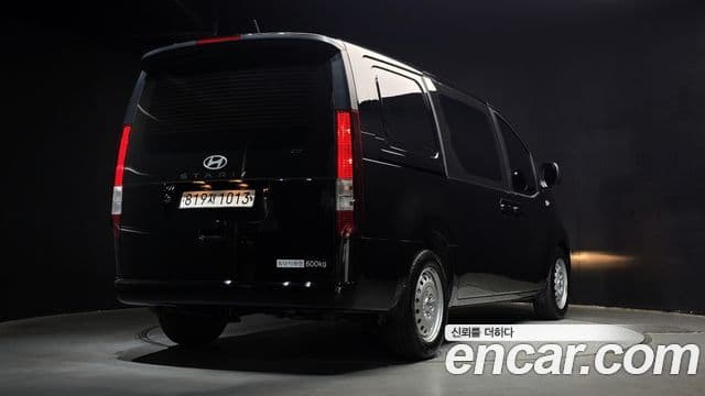 Hyundai Staria 2025 — Şəkil 2/20