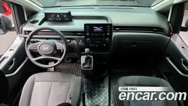 Hyundai Staria 2025 — Şəkil 7/20