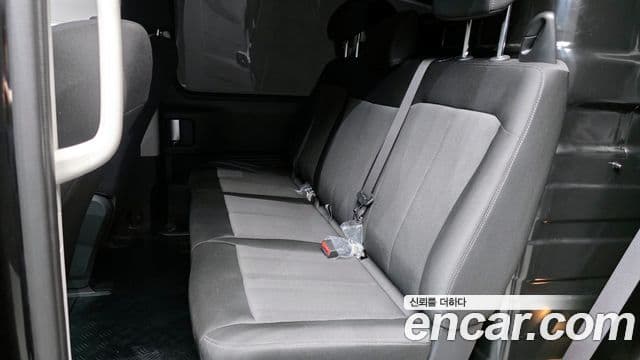 Hyundai Staria 2025 — Şəkil 12/20