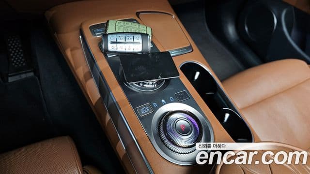 Genesis GV70 2021 — ფოტო 9/20