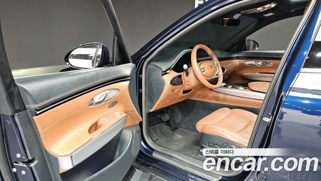 Genesis GV70 2021 — ფოტო 11/20
