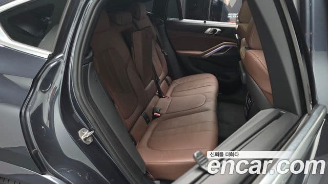 BMW X6 2022 — фото 13 из 20