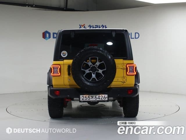Jeep Wrangler 2019 — ფოტო 3/20