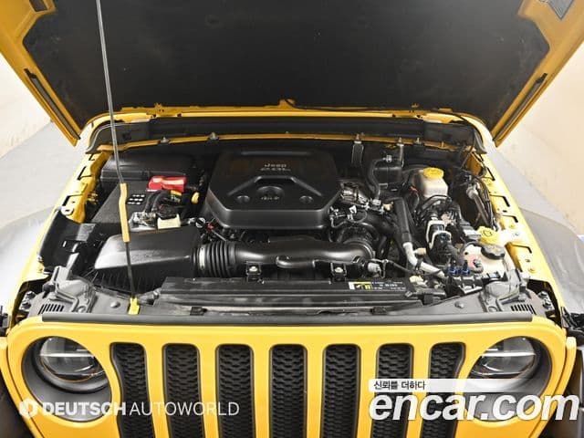 Jeep Wrangler 2019 — ფოტო 5/20