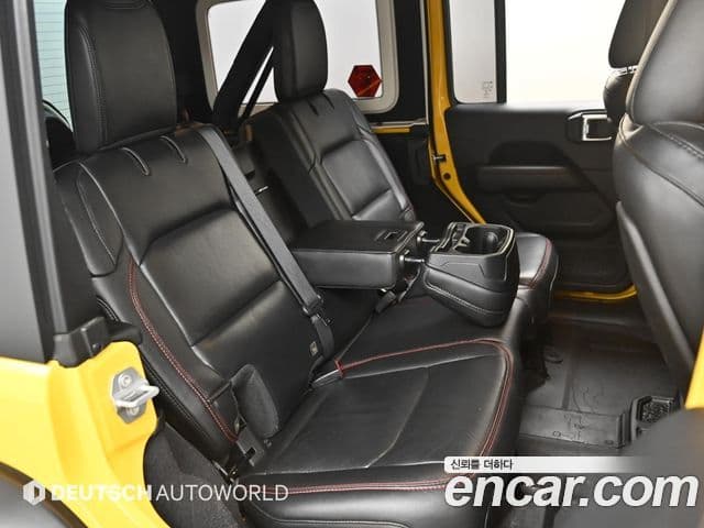 Jeep Wrangler 2019 — ფოტო 12/20
