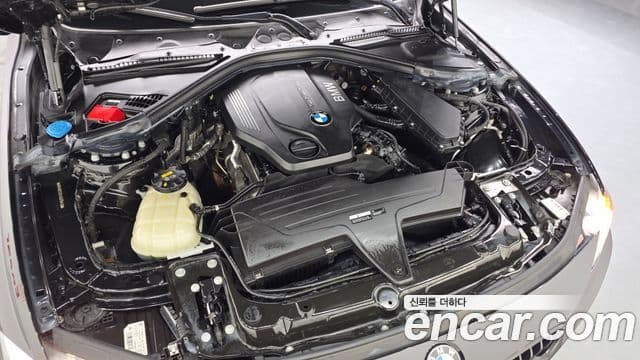 BMW 3 Series 2018 — Şəkil 6/20