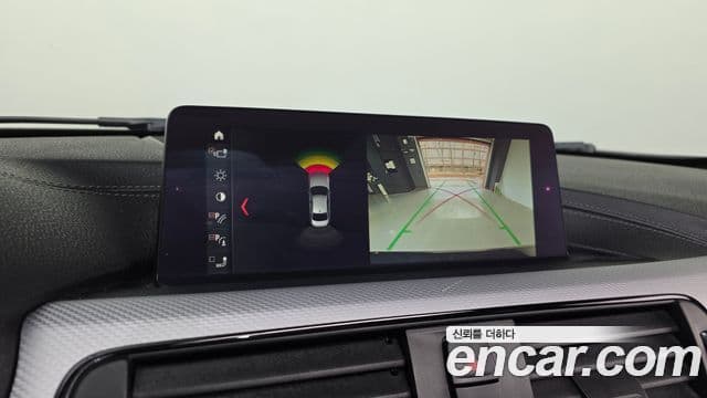 BMW 3 Series 2018 — Şəkil 15/20