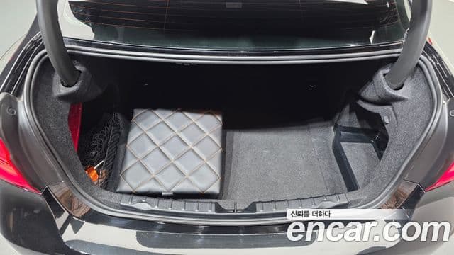 BMW 3 Series 2018 — Şəkil 20/20