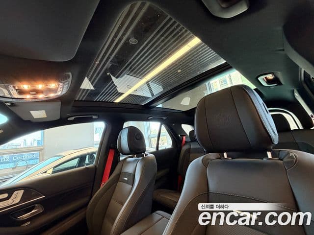 Mercedes-Benz GLE-Class 2025 — Photo 10/15