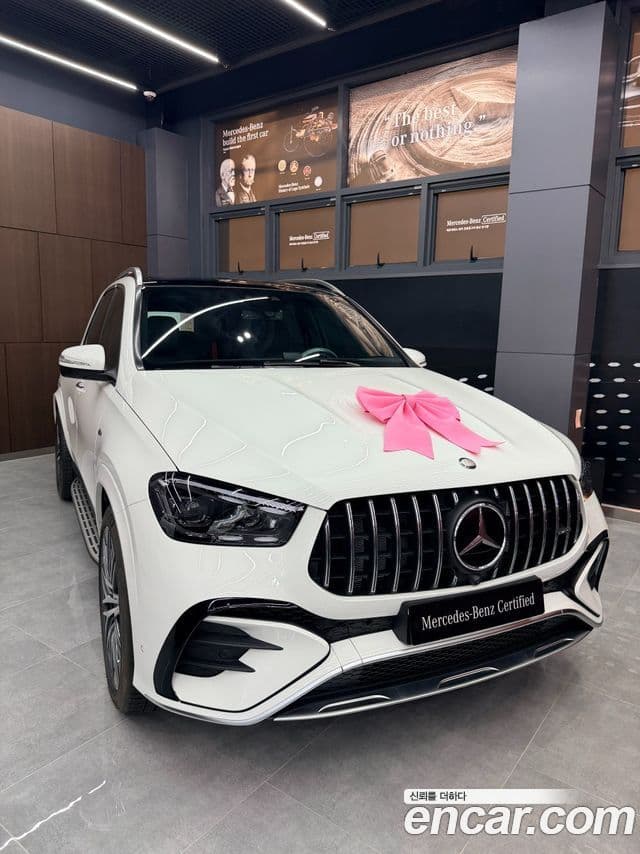 Mercedes-Benz GLE-Class 2025 — Photo 3/15