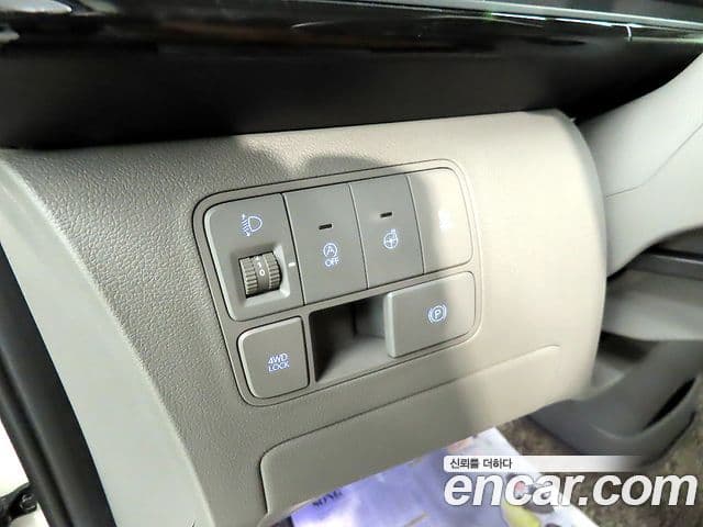 Hyundai Staria 2024 — фото 13 из 19
