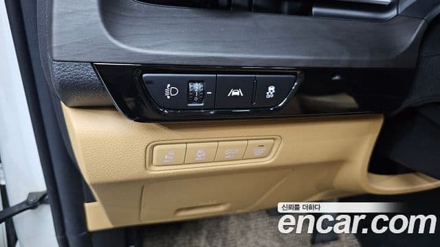 Kia Carnival 2021 — Şəkil 14/20