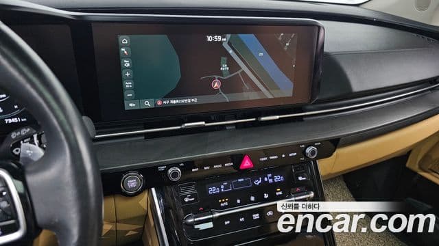 Kia Carnival 2021 — Şəkil 16/20