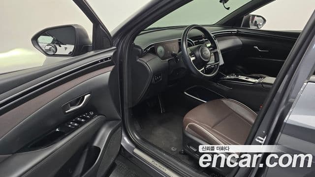 Hyundai Tucson Hybrid 2022 — Photo 16/20