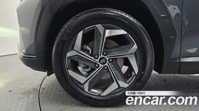 Hyundai Tucson Hybrid 2022 — Photo 10/20