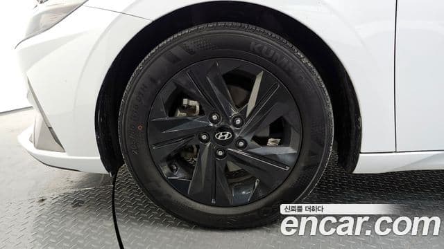 Hyundai The New Avante Hybrid 2022 — Şəkil 15/20