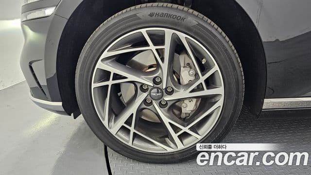 Genesis G90 2022 — фото 4 из 20
