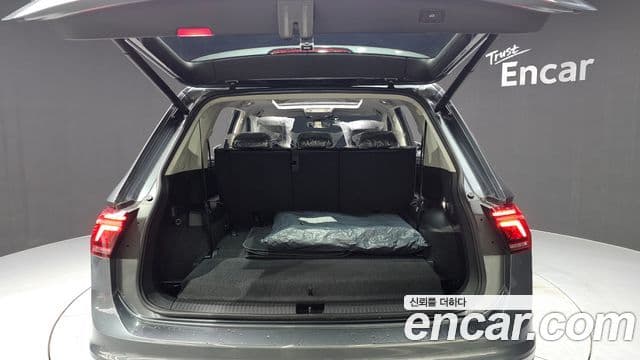 Volkswagen Tiguan Allspace 2024 — ფოტო 20/20