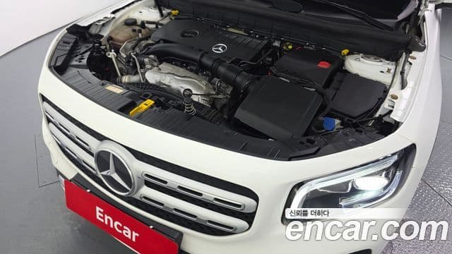 Mercedes-Benz GLB-Class 2021 — Şəkil 6/20