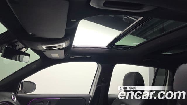 Mercedes-Benz GLB-Class 2021 — Şəkil 19/20