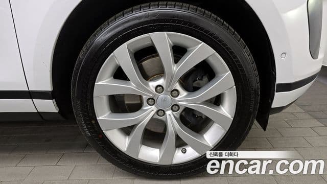 Land Rover Range Rover Evoque 2019 — ფოტო 5/20