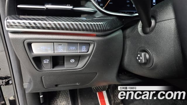 Genesis Electrified G80 2020 — ფოტო 18/20