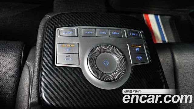 Genesis Electrified G80 2020 — ფოტო 19/20