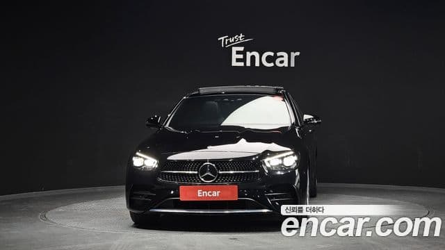 Mercedes-Benz E-Class 2021 — Фото 2/20