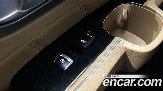 Kia Sorento 2024 — ფოტო 19/20