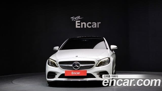 Mercedes-Benz C-Class 2020 — ფოტო 2/20