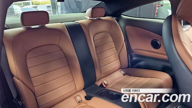 Mercedes-Benz C-Class 2020 — ფოტო 12/20