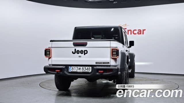 Jeep Gladiator 2023 — Photo 11/20