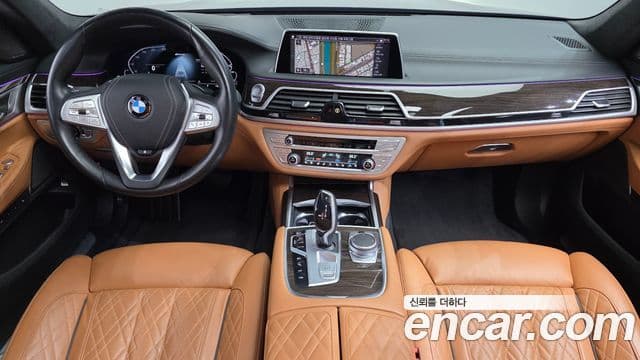 BMW 7 Series 2021 — ფოტო 7/20