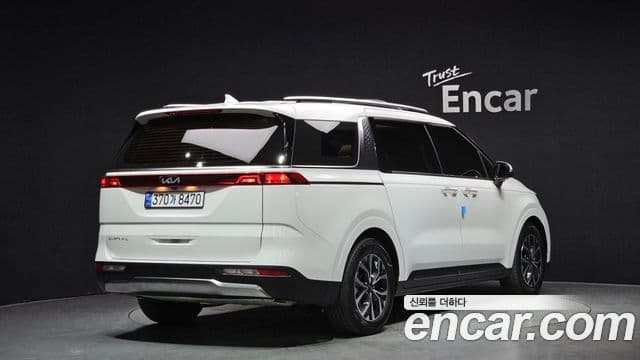 Kia Carnival 2021 — Şəkil 2/20